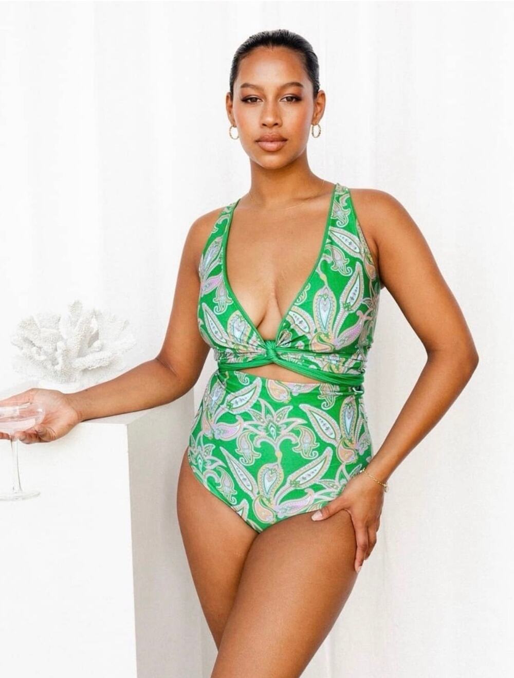 NWT Baiia Sangria Green Paisley Reversible Bikini Bottoms Sz 10 US 6 Bottom only